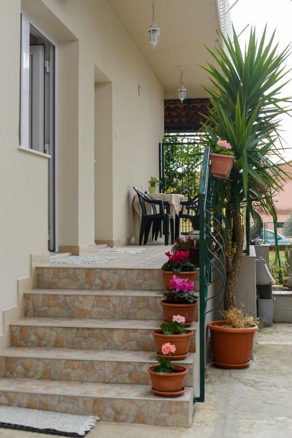 Apartment Sara Trogir Kültér fotó