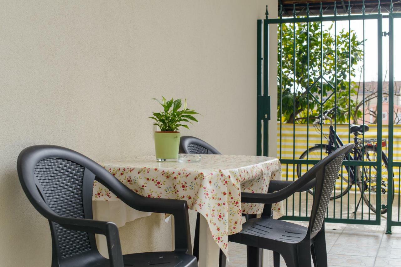 Apartment Sara Trogir Kültér fotó